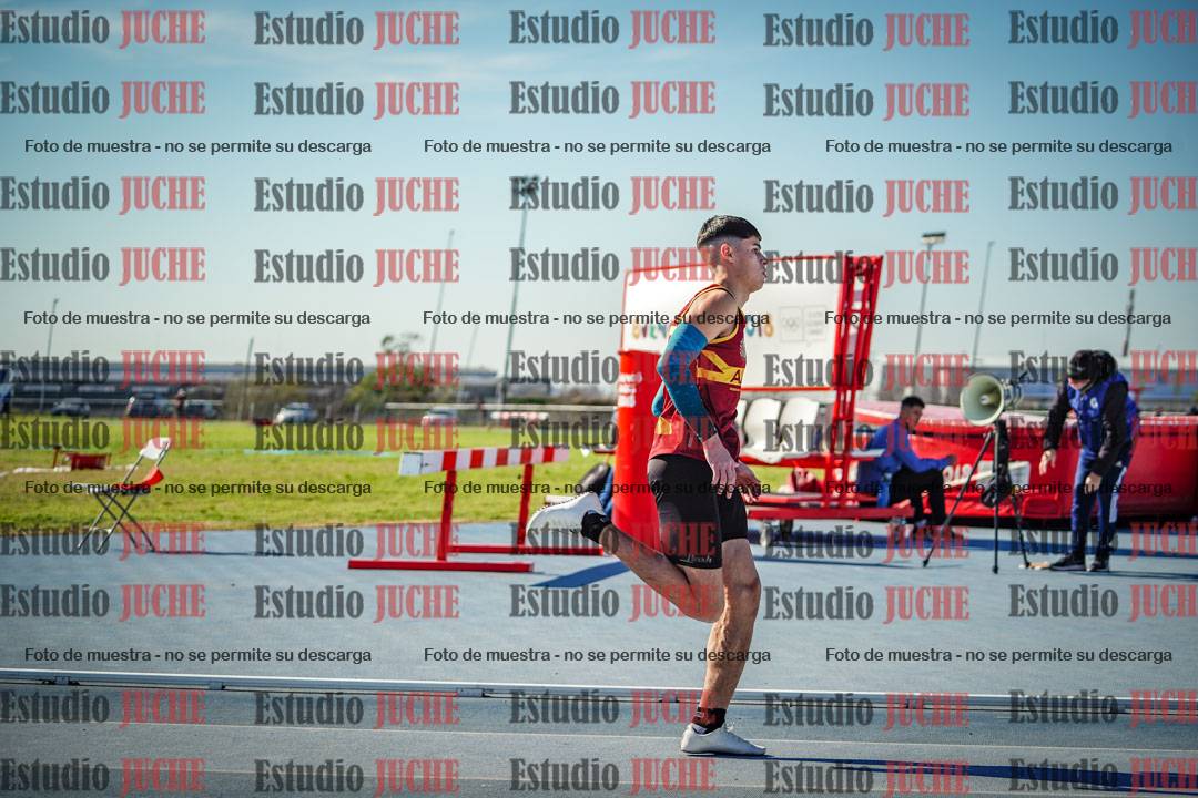 Fotos de los 400 m llanos de varones