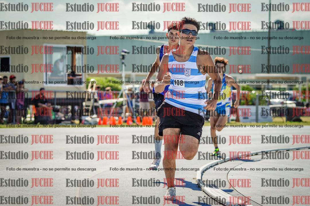 Fotos de los 600 m llanos de varones