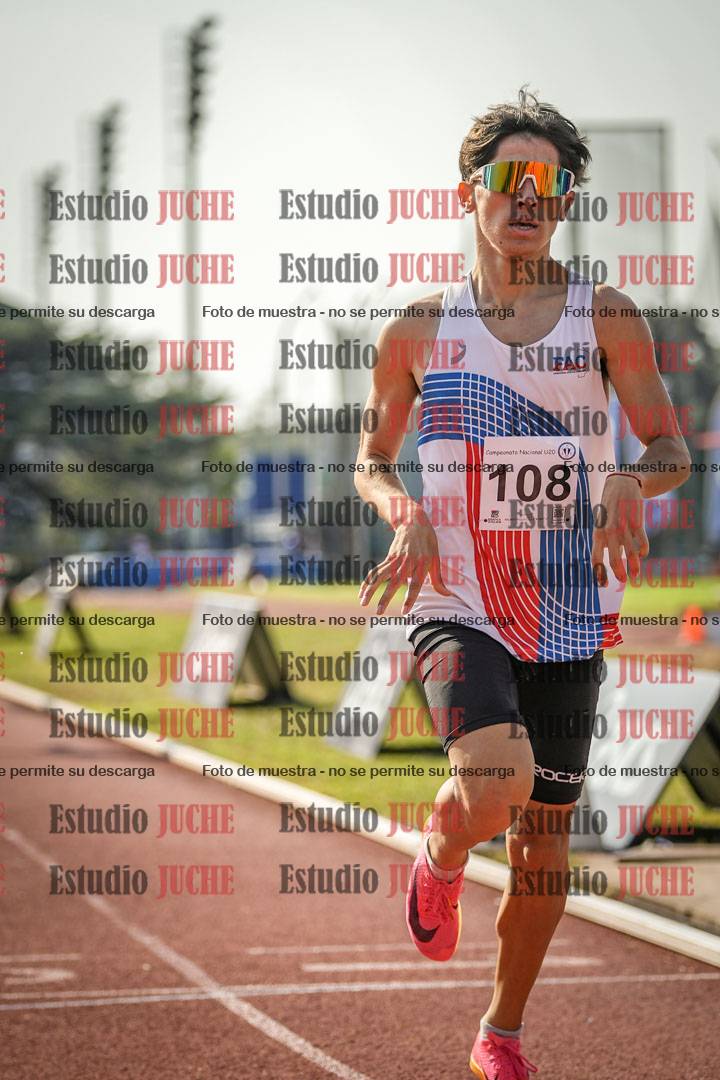 Fotos de los 800 m llanos de varones