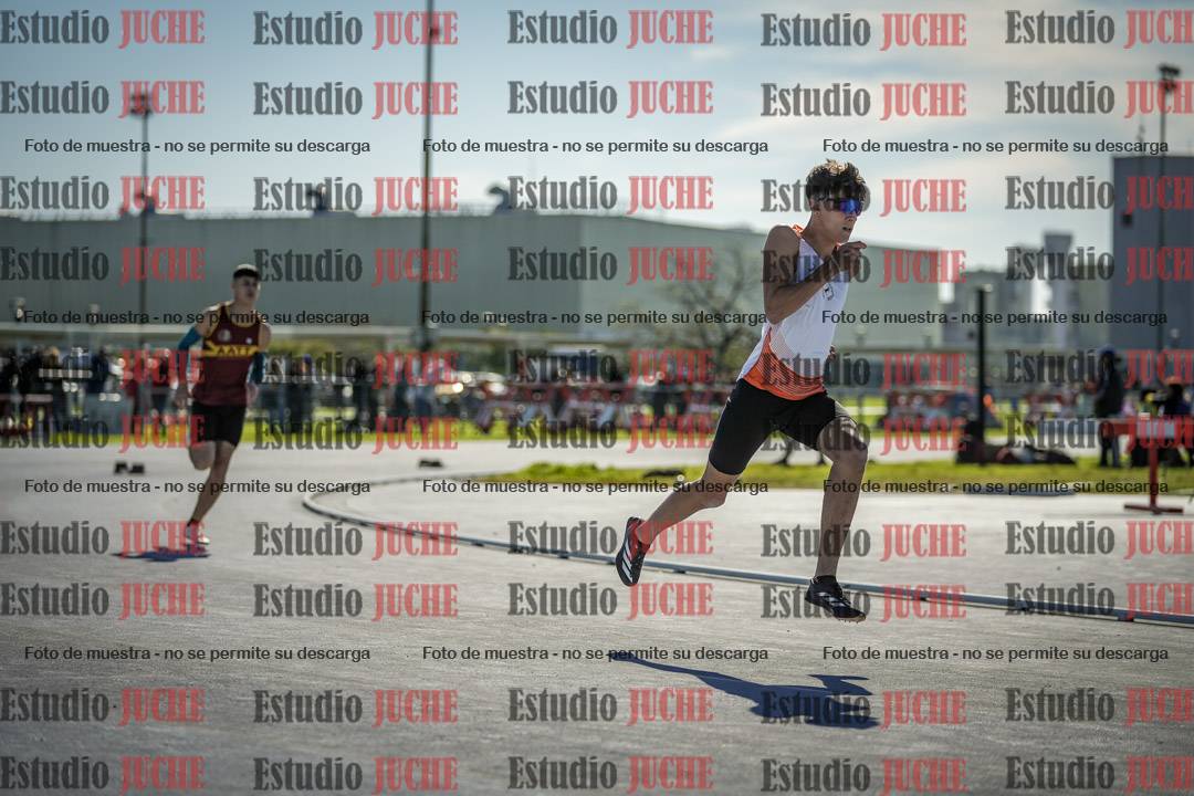 Fotos de los 400 m llanos de varones
