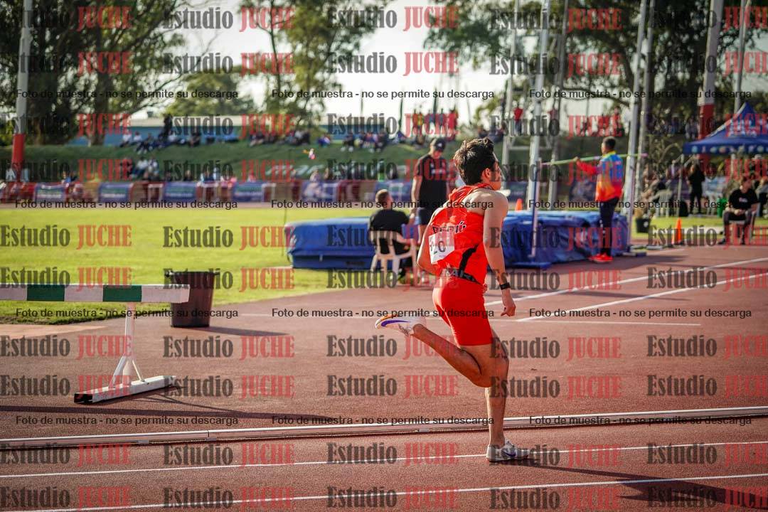 Fotos de los 400 m con vallas de varones