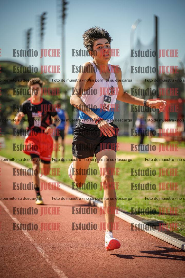 Fotos de los 600 m llanos de varones