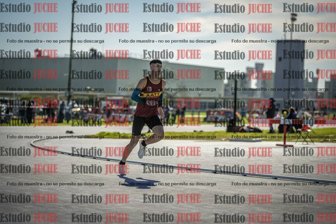 Fotos de los 400 m llanos de varones