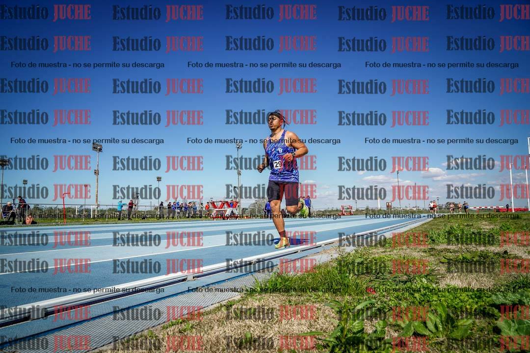 Fotos de los 5000 m llanos de mujeres y varones