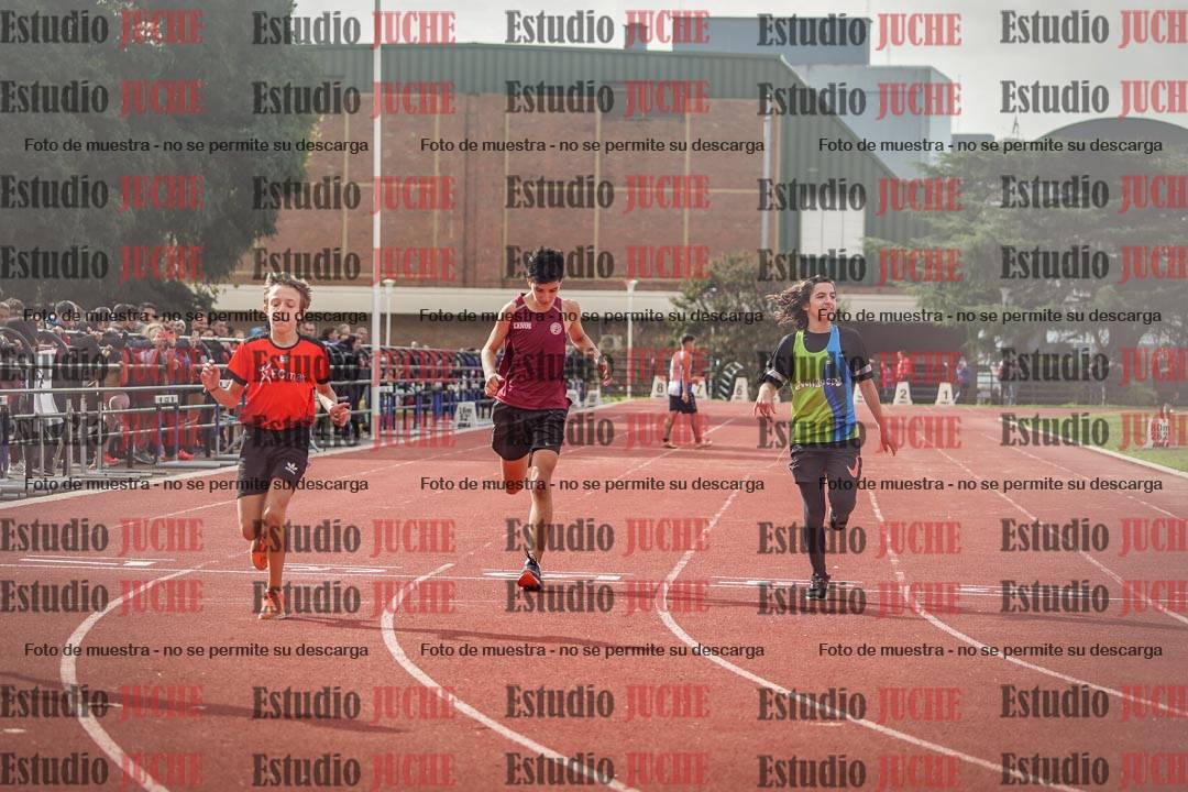 Fotos de los 150 m llanos de varones