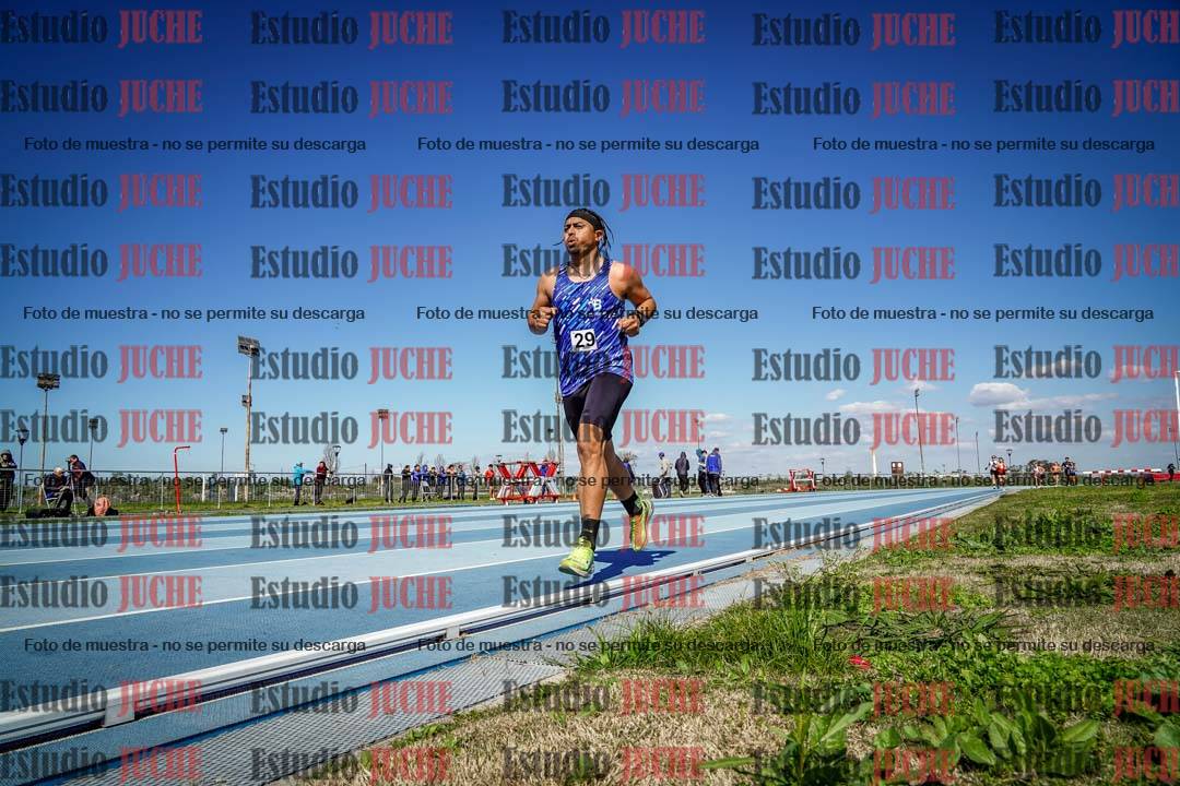 Fotos de los 5000 m llanos de mujeres y varones
