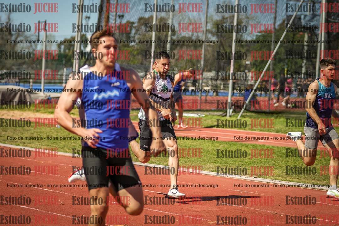 Fotos de los 200 m llanos de varones