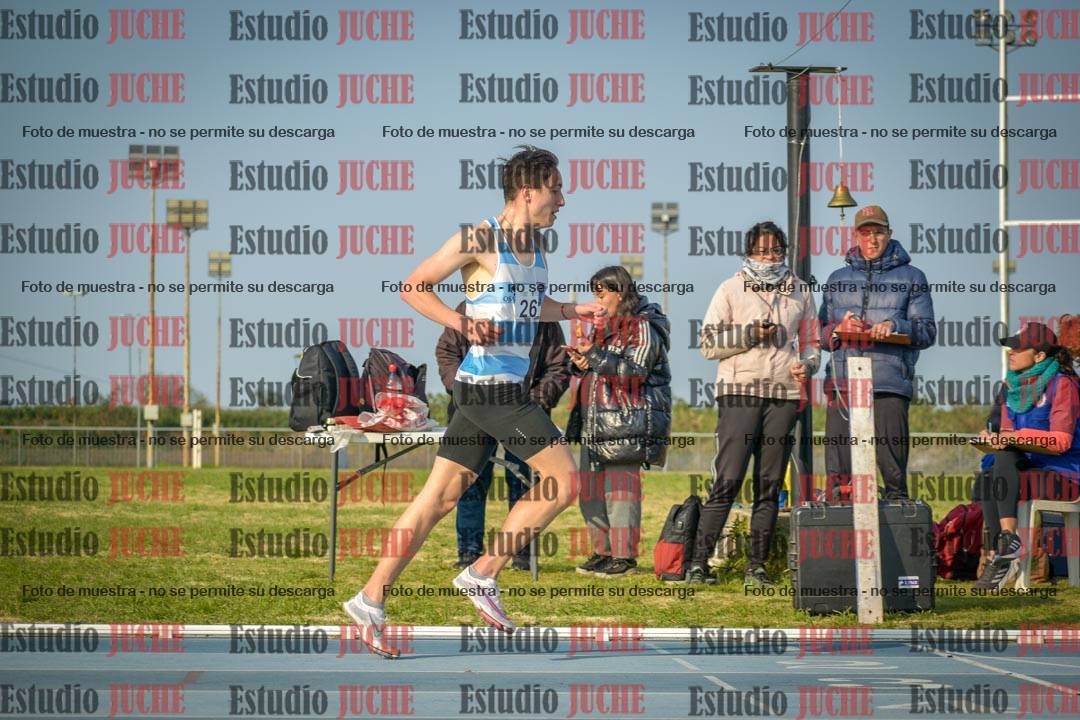 Fotos de los 3000 m llanos de varones