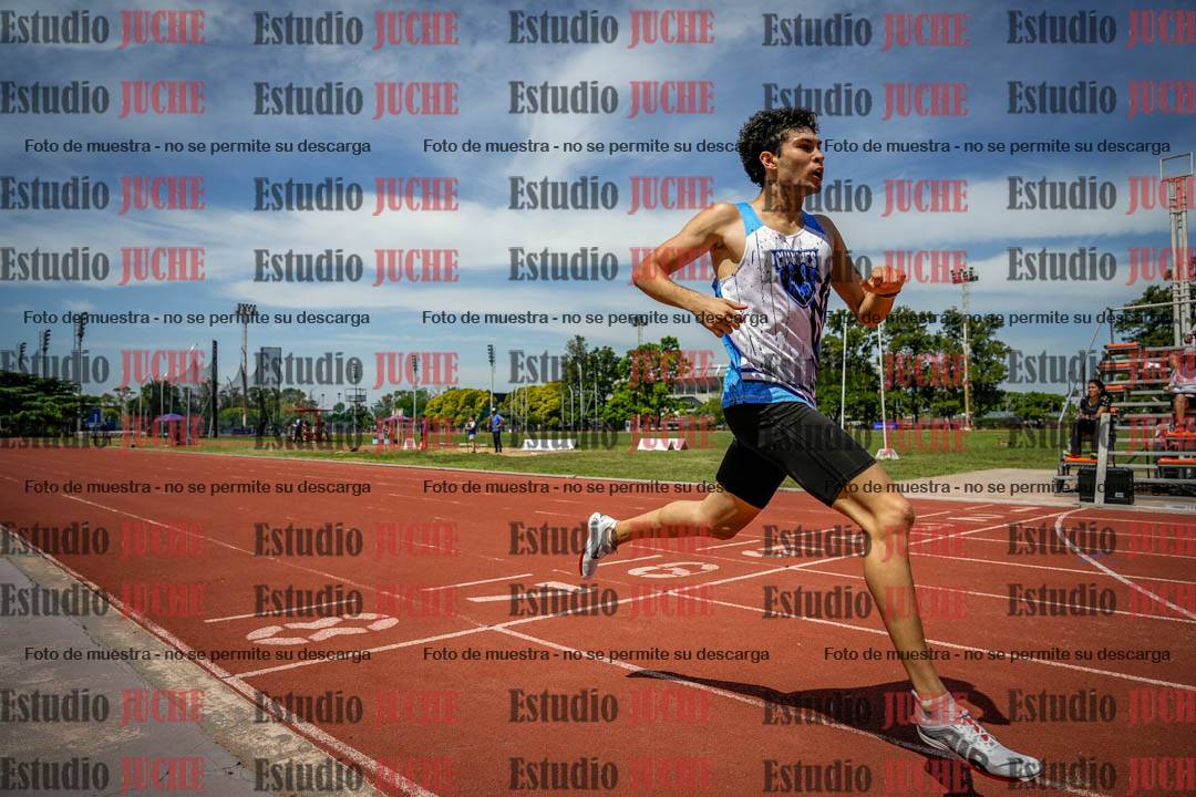 Fotos de los 400 m llanos de varones