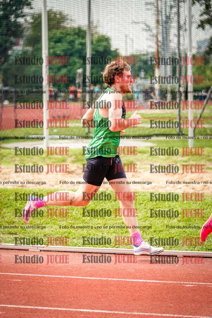 Fotos de los 3000 m llanos de varones
