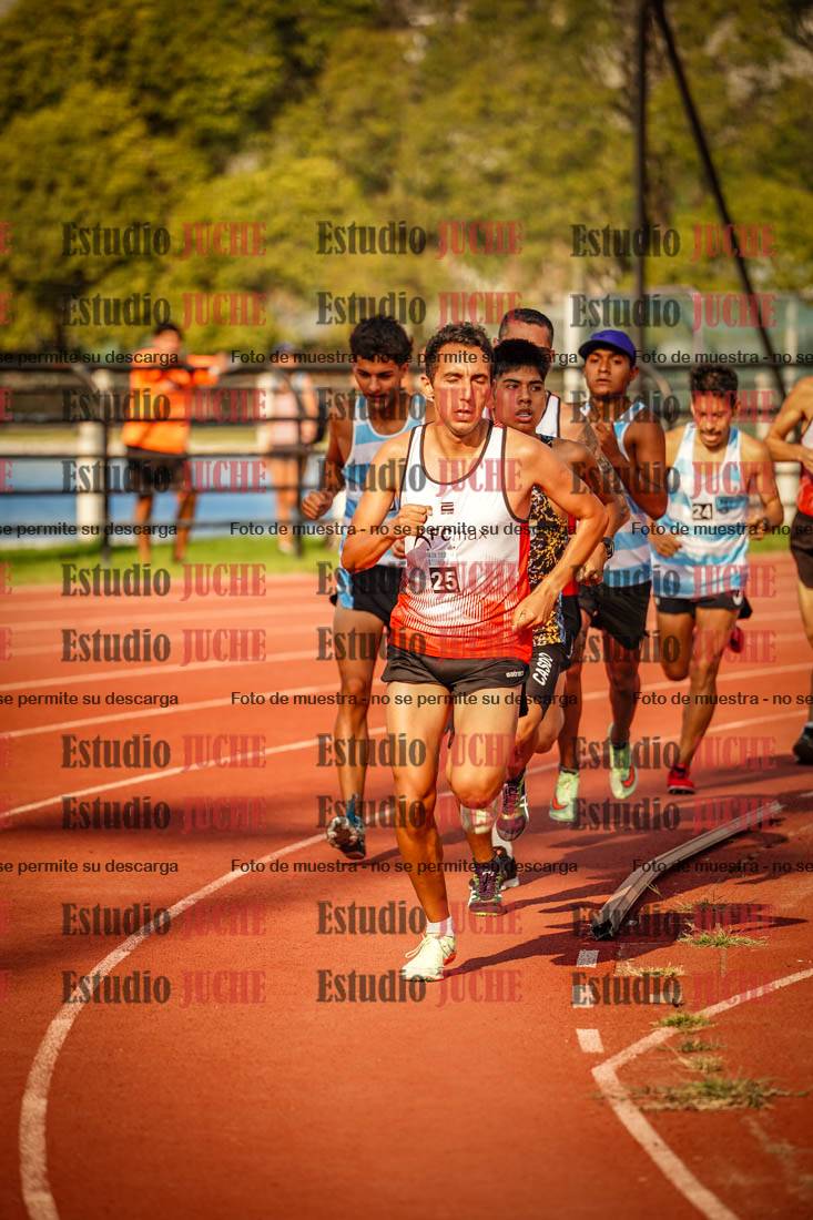Fotos de los 1500 m llanos de varones