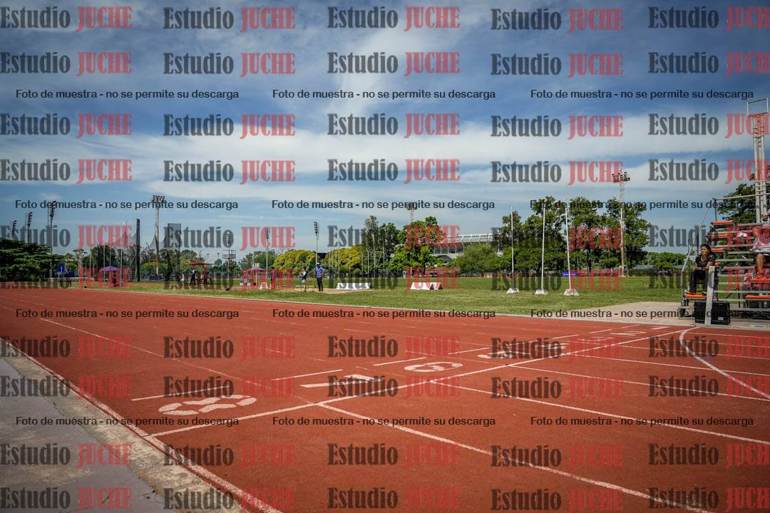 Fotos de los 400 m llanos de varones