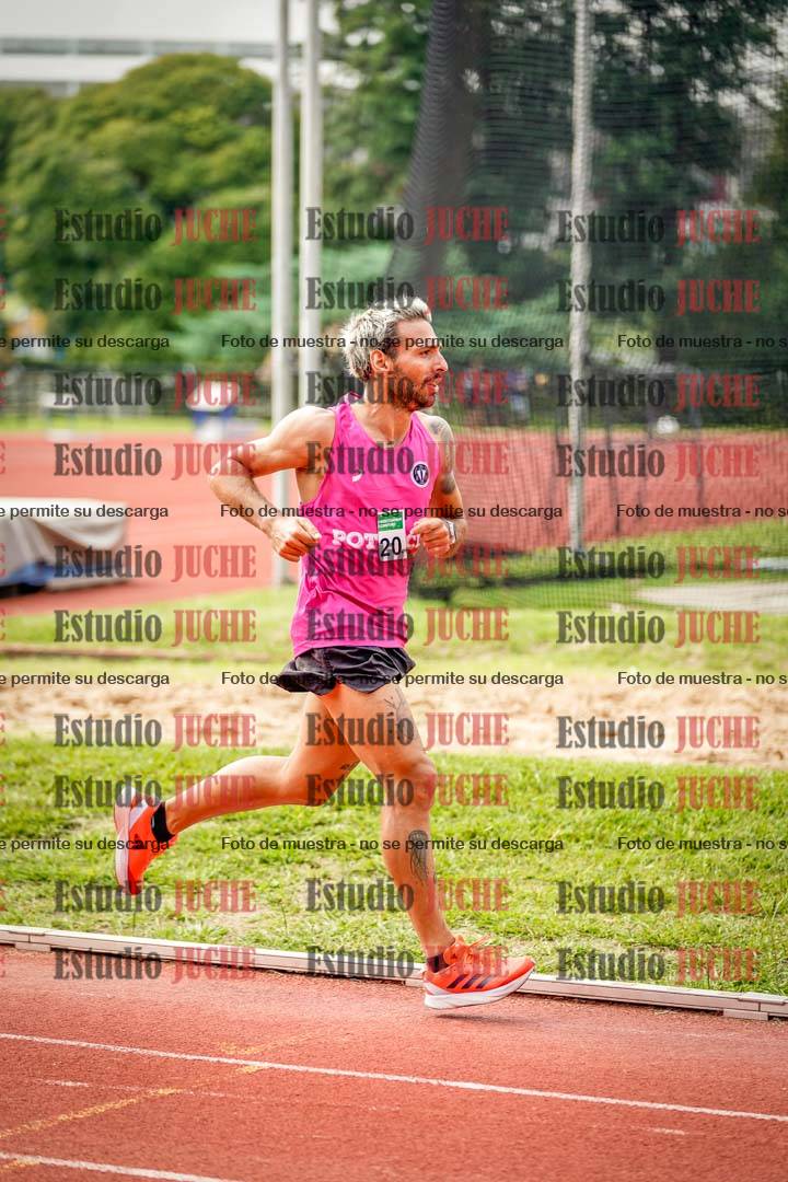 Fotos de los 3000 m llanos de varones