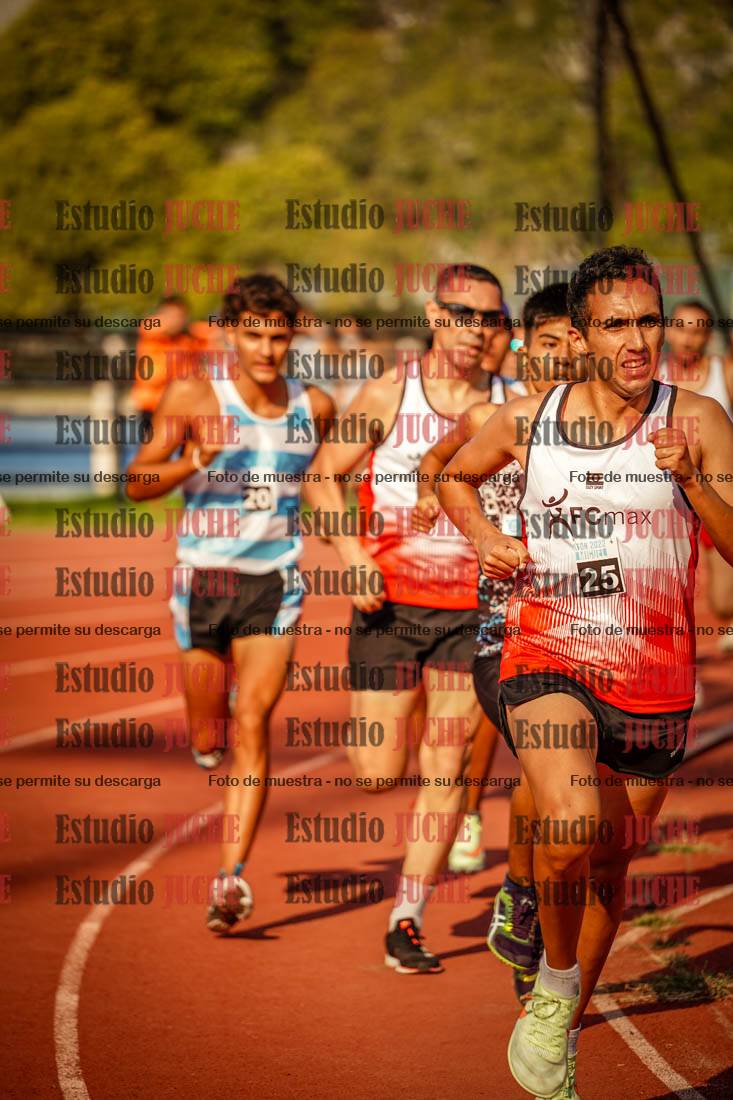 Fotos de los 1500 m llanos de varones
