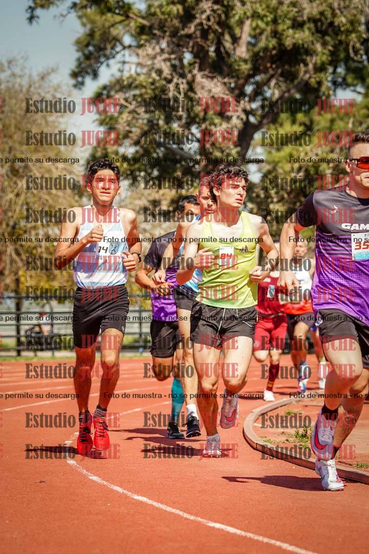 Fotos de los 1500 m llanos de varones