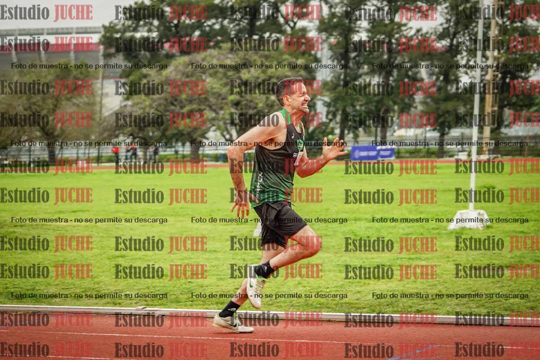 Fotos de los 800 m llanos de varones