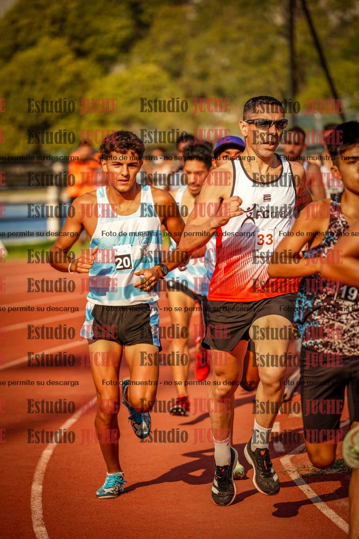 Fotos de los 1500 m llanos de varones