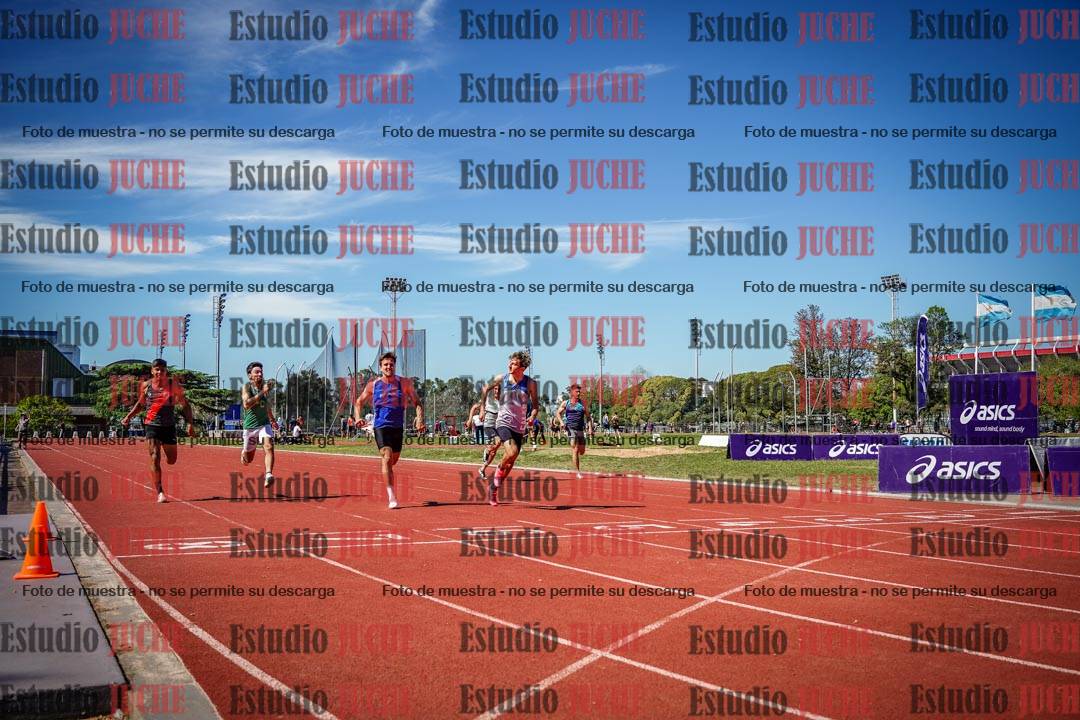 Fotos de los 200 m llanos de varones