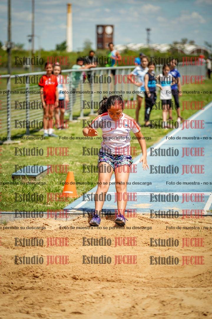 Fotos del salto en largo de mujeres - U12
