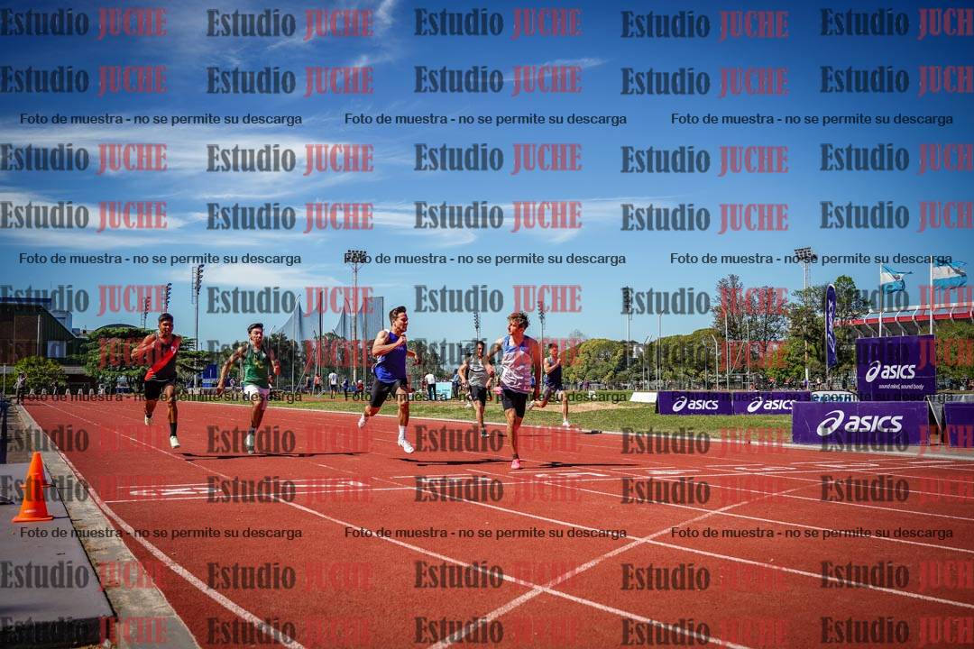 Fotos de los 200 m llanos de varones