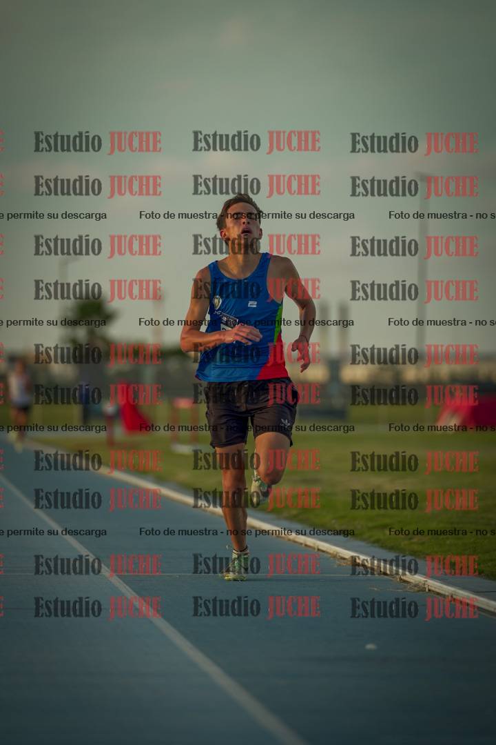 Fotos de los 3000 m llanos de varones