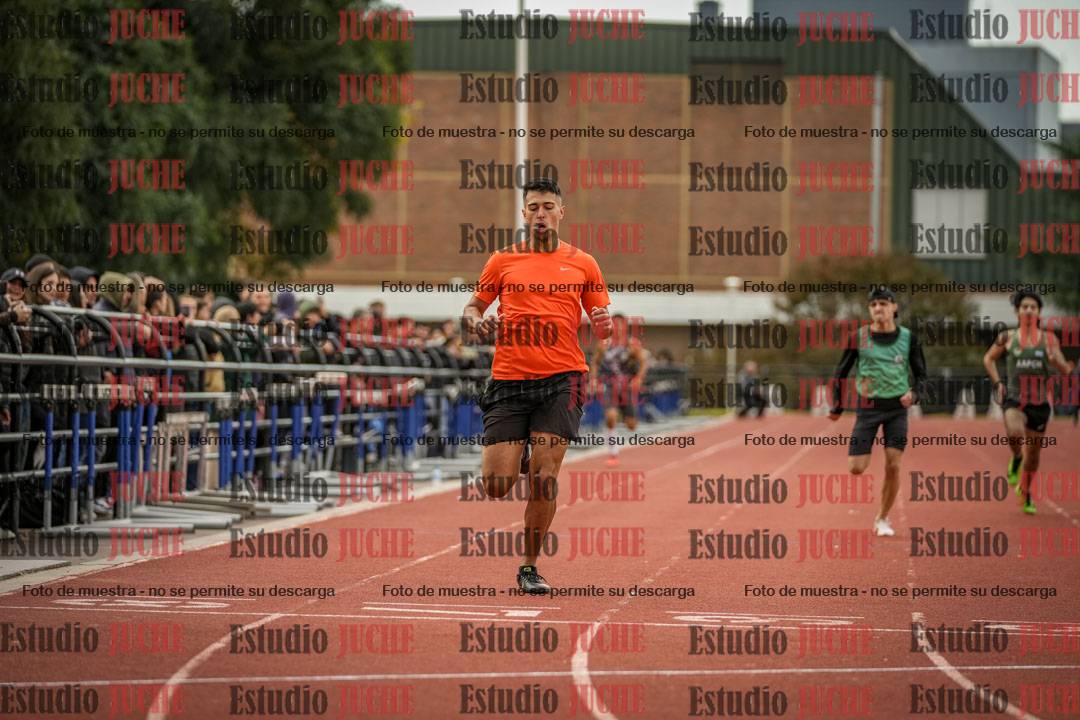 Fotos de los 400 m llanos de varones
