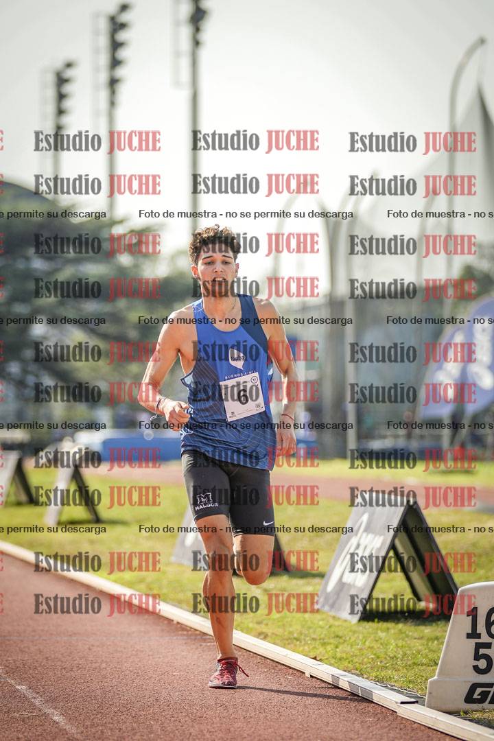 Fotos de los 800 m llanos de varones