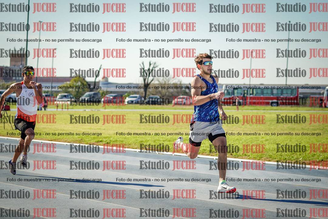 Fotos de los 400 m llanos de varones