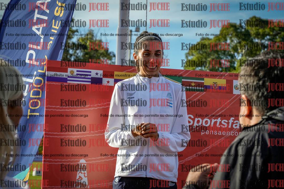 Fotos de algunos extras y podios del día 2