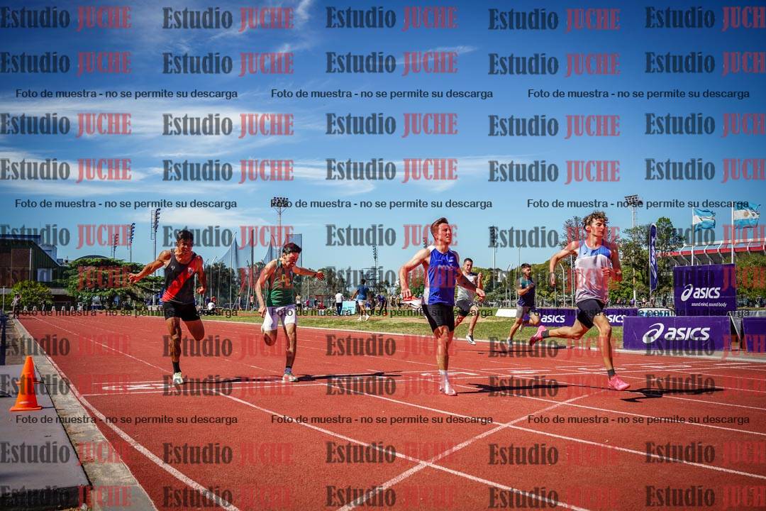 Fotos de los 200 m llanos de varones