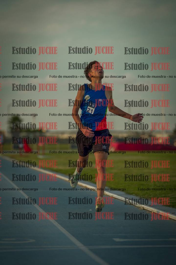Fotos de los 3000 m llanos de varones