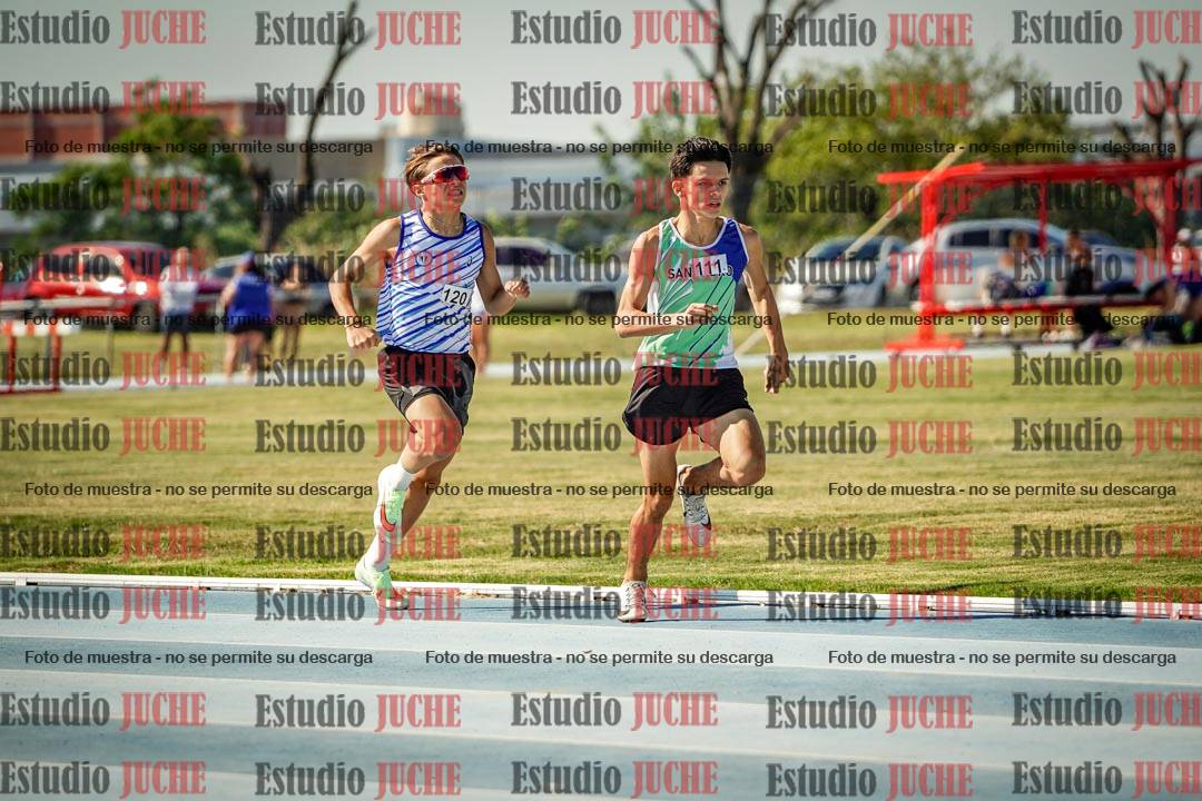 Fotos de los 600 m llanos de varones