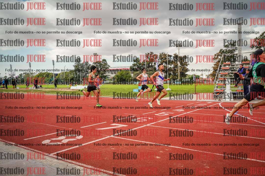 Fotos de los 400 m llanos de varones
