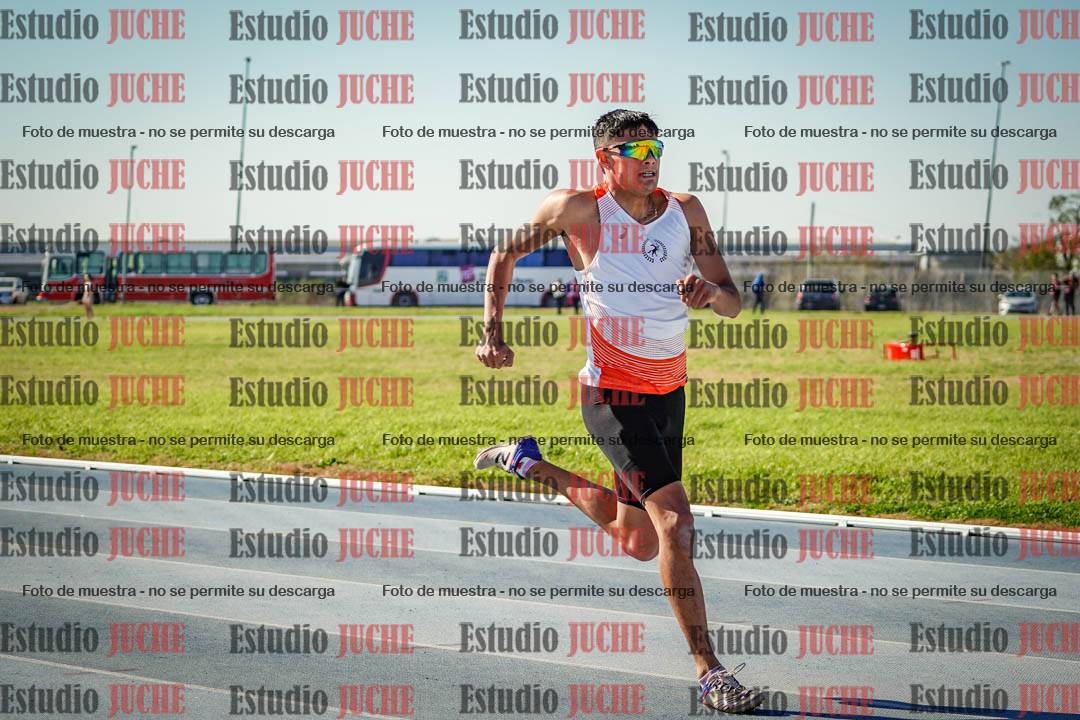 Fotos de los 400 m llanos de varones
