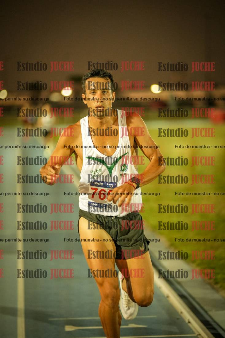 Fotos de los 3000 m llanos de varones