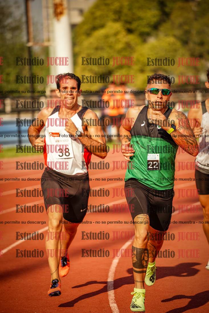 Fotos de los 1500 m llanos de varones