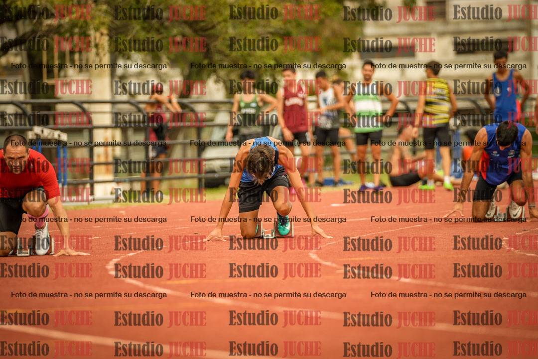 Fotos de los 200 m llanos de varones