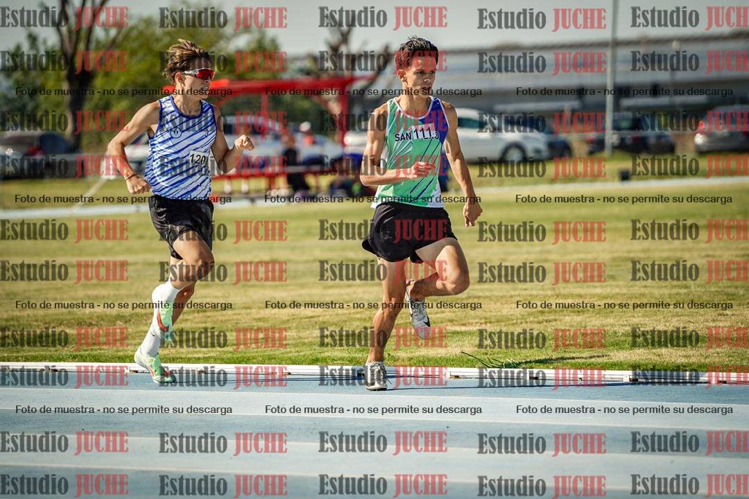 Fotos de los 600 m llanos de varones