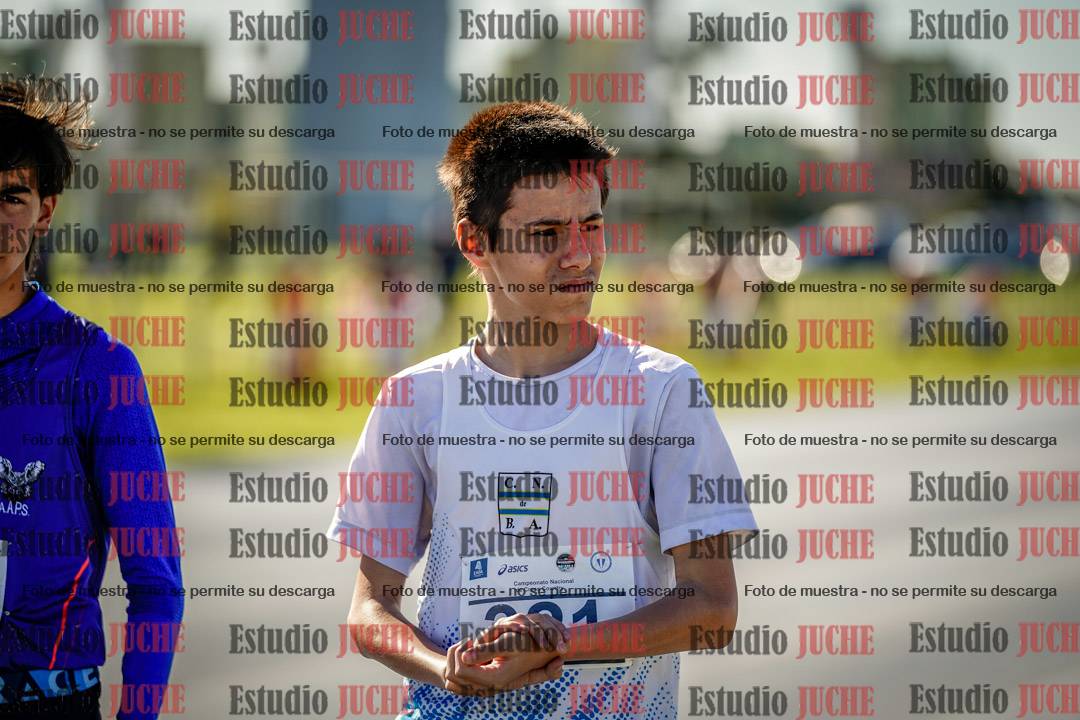 Fotos de los 2000 m llanos de varones