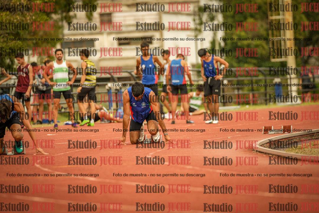 Fotos de los 200 m llanos de varones