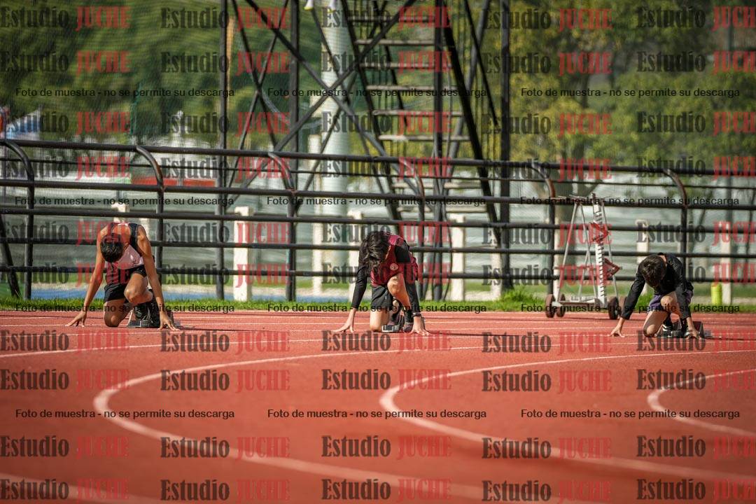 Fotos de los 150 m llanos de varones
