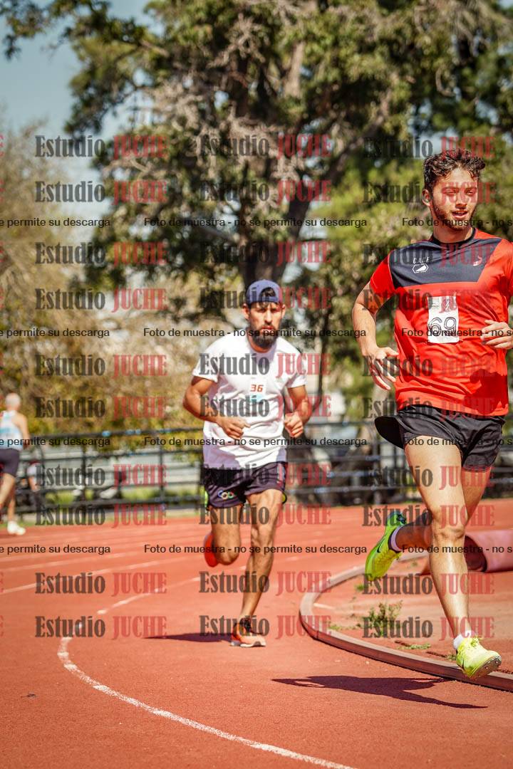 Fotos de los 1500 m llanos de varones