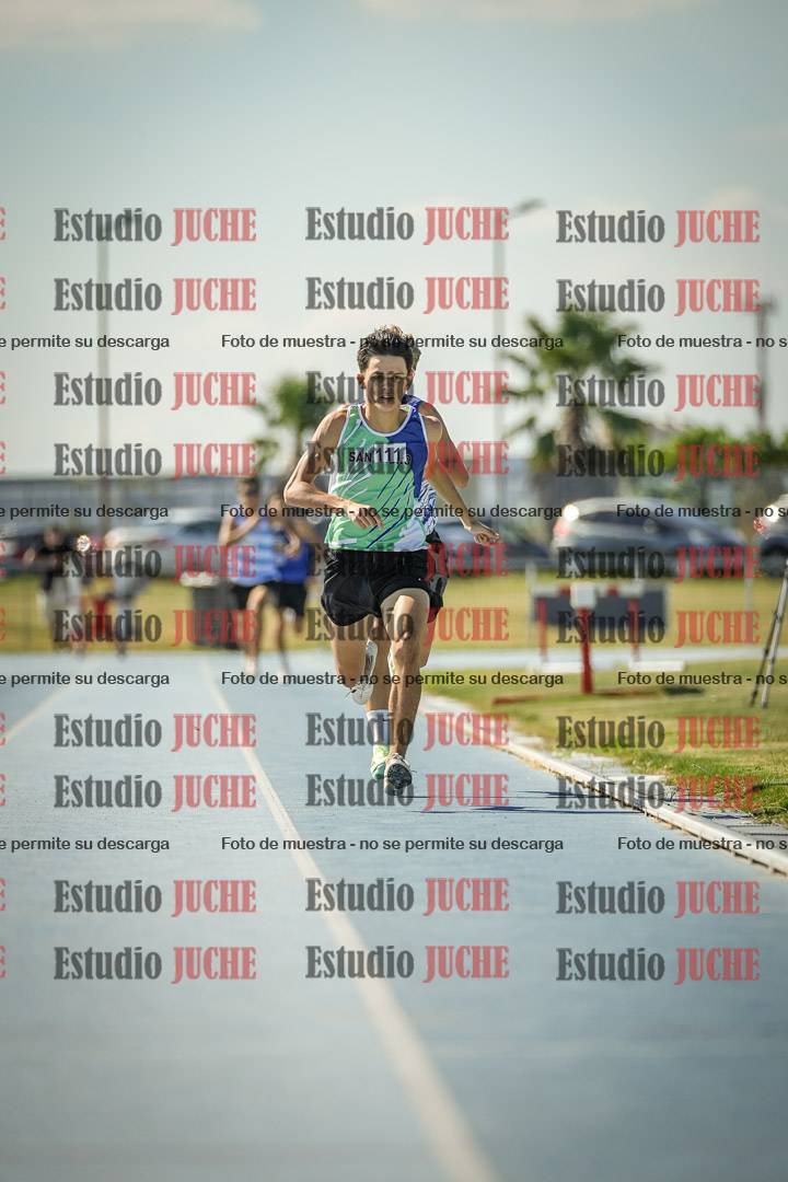 Fotos de los 600 m llanos de varones
