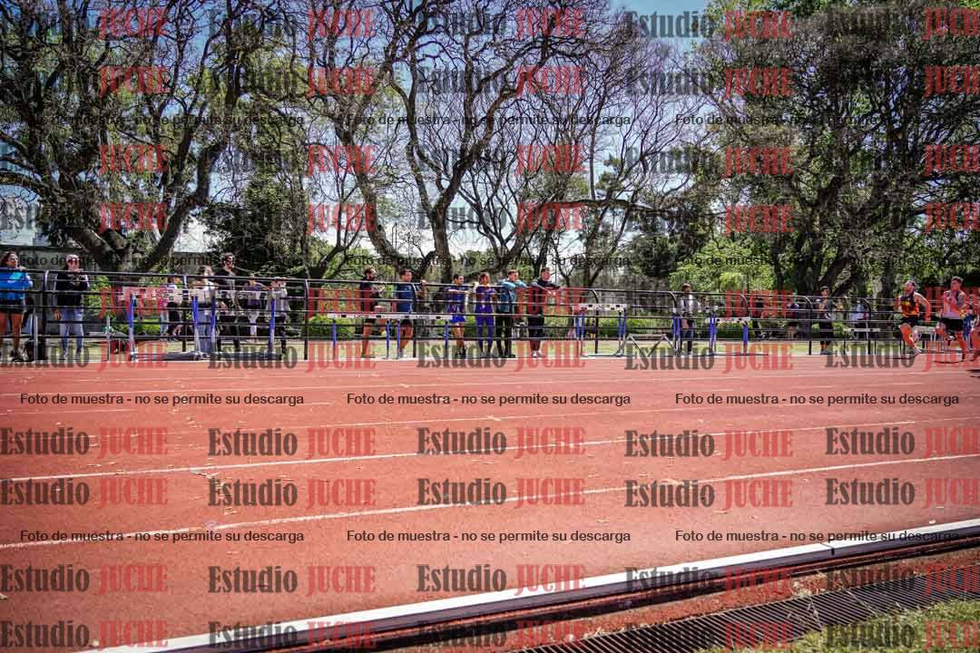 Fotos de los 100 m llanos de varones