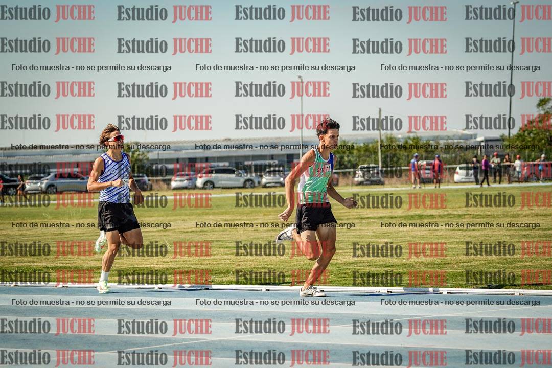 Fotos de los 600 m llanos de varones