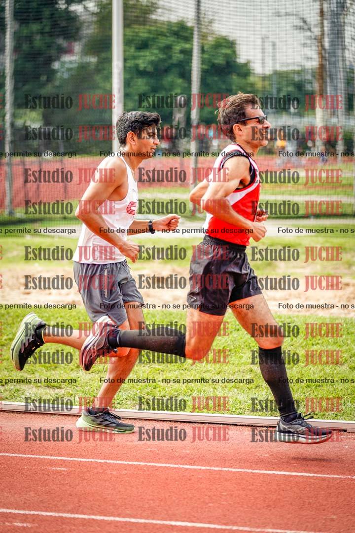 Fotos de los 3000 m llanos de varones