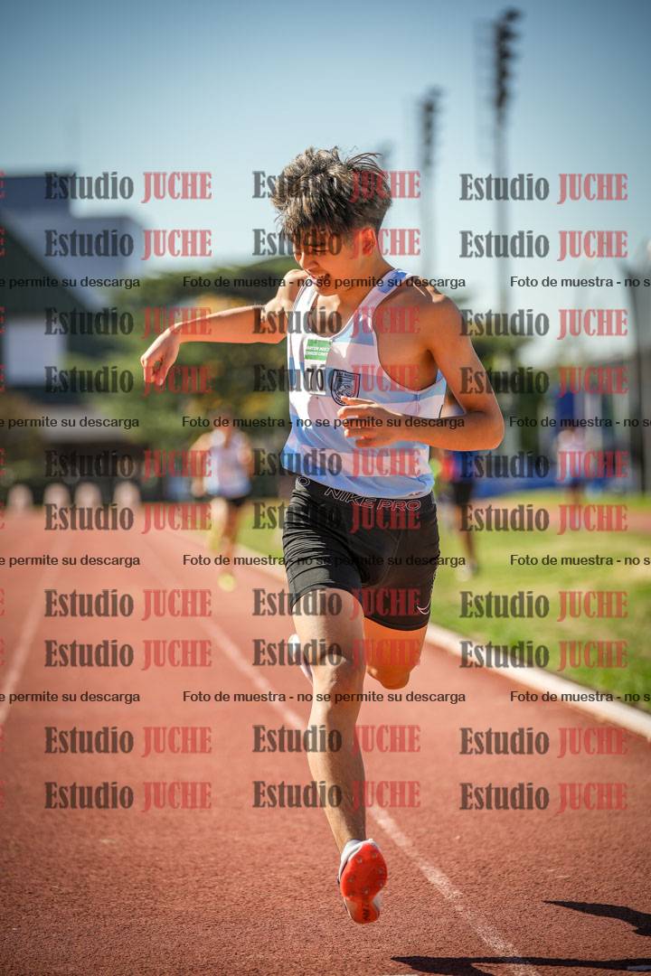 Fotos de los 600 m llanos de varones