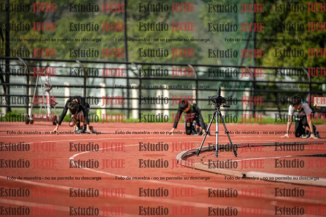 Fotos de los 150 m llanos de varones