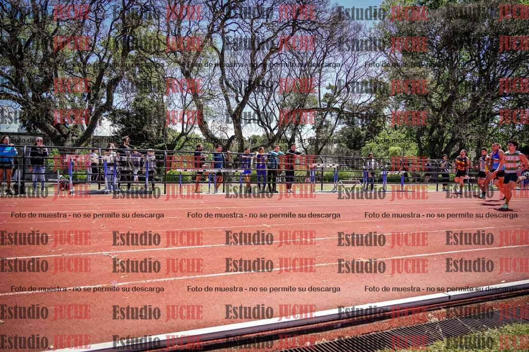 Fotos de los 100 m llanos de varones