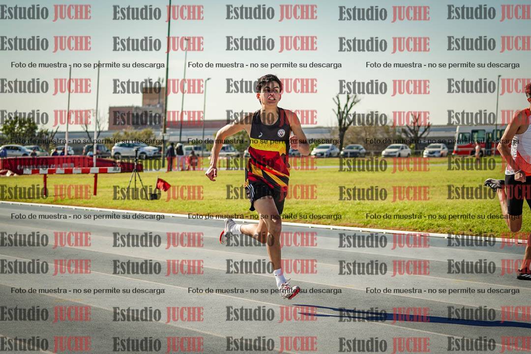 Fotos de los 400 m llanos de varones